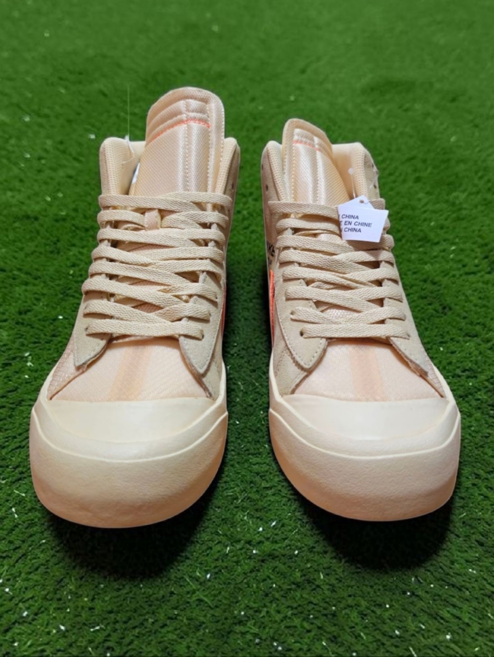 DS Nike x Off-White Blazer Mid 'All Hallow's Eve' - Size 12 - AA3832-700 - Picture 3 of 7
